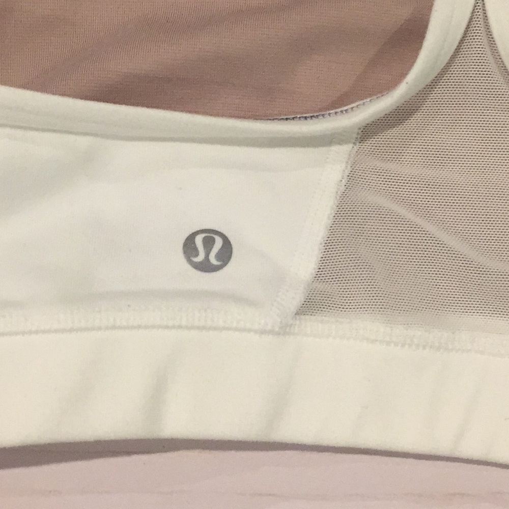 Lululemon sports bra - Picture 5 of 6